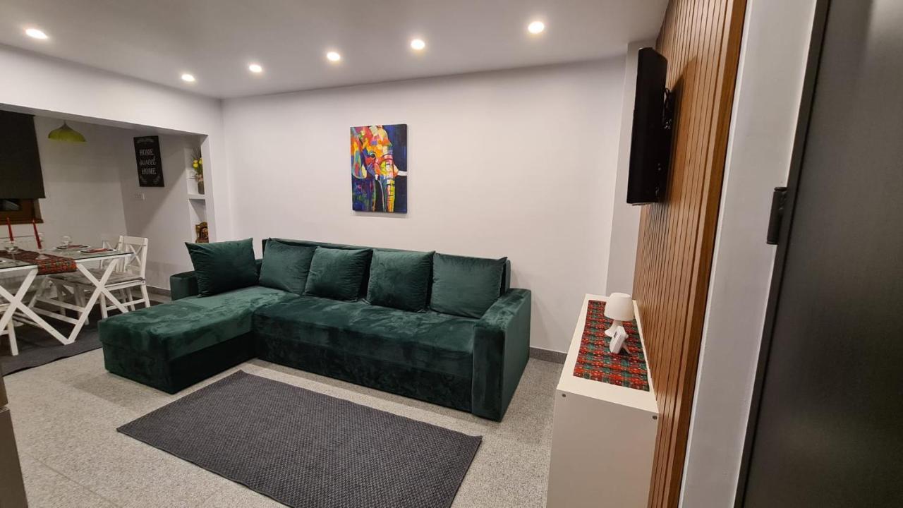 La Fluturi Apartament Apartment Suceava Exterior photo