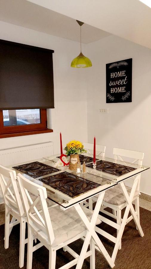 La Fluturi Apartament Apartment Suceava Exterior photo